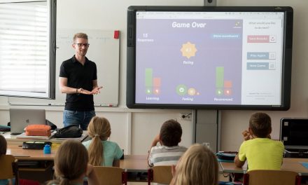 61% befürworten Quereinsteiger-Lehrer an deutschen Schulen