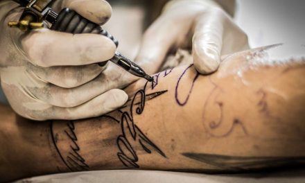 50% sind gegen Pflichtberatung und Bedenkzeit vor spontanen Tattoos