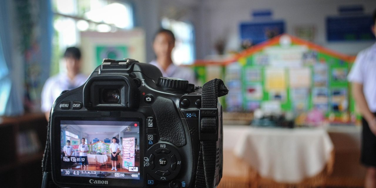 80% lehnen Fotoverbot an Schulen ab
