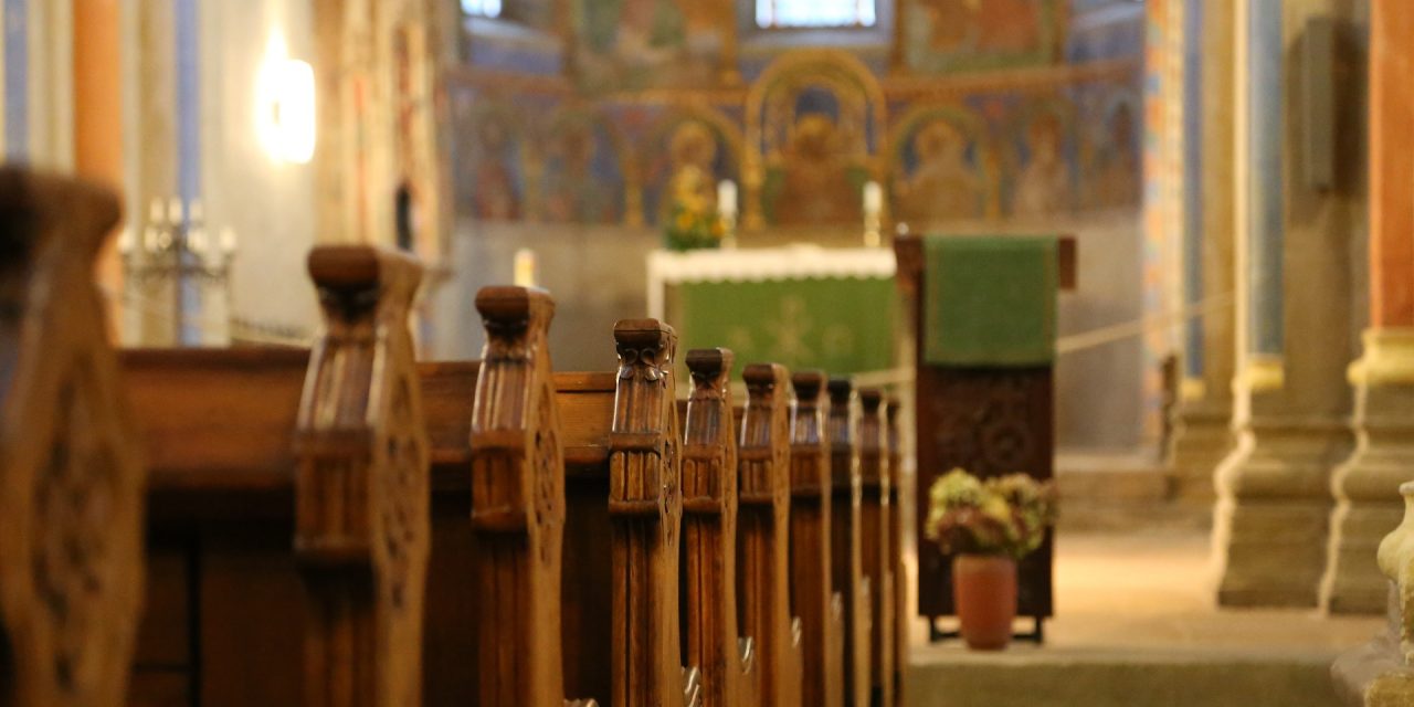 38% wollen Corona-bedingte Kirchenschließungen auch nach Anfang Mai