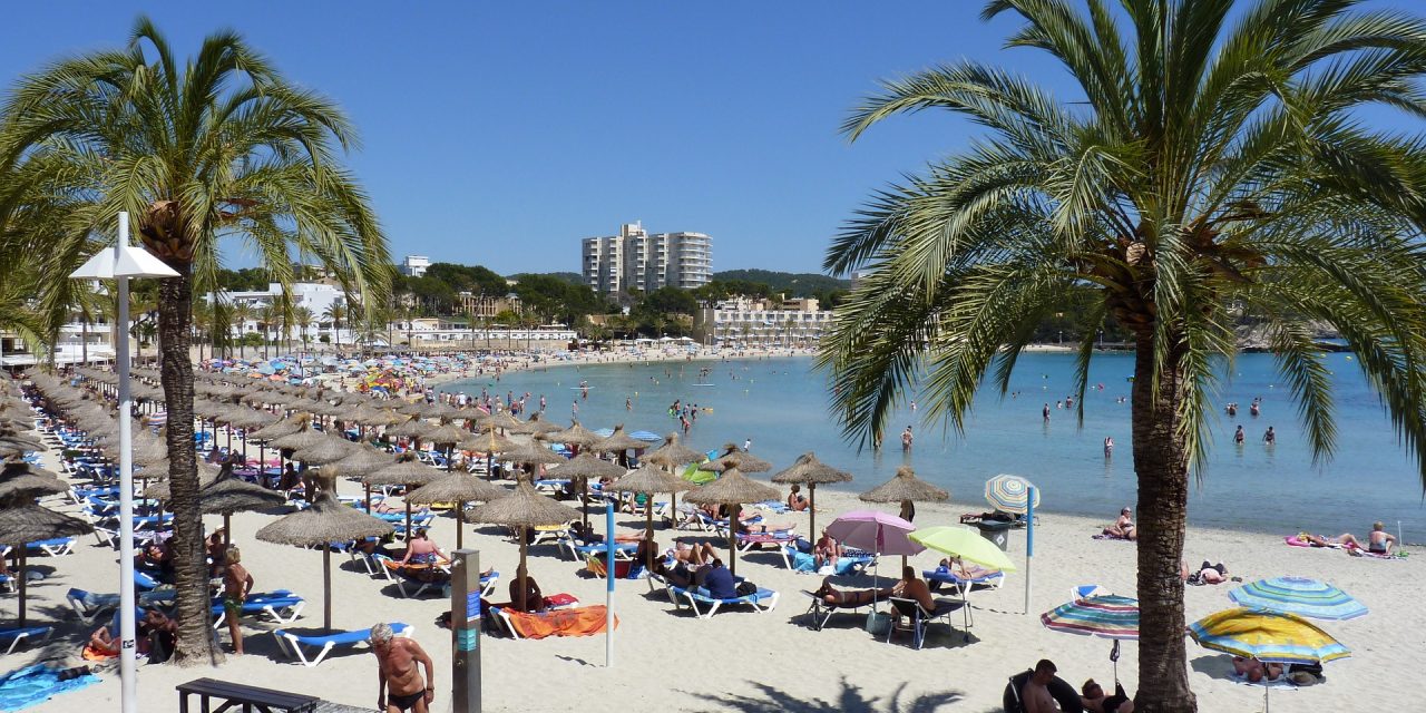 72% befürworten Reisewarnung für spanisches Festland und Balearen