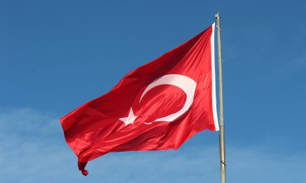 83% befürworten Einfrieren von EU-Beitrittsverhandlungen mit Türkei