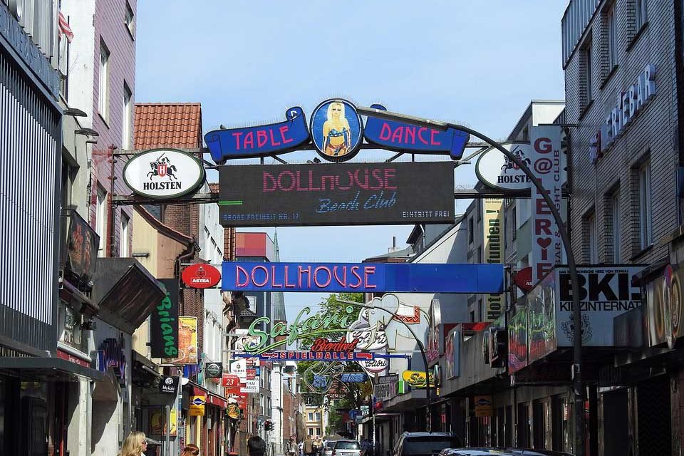 46% befürworten Prostitutionsverbot in Deutschland