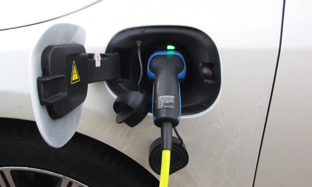 45% lehnen Kaufprämie für E-Autos ab