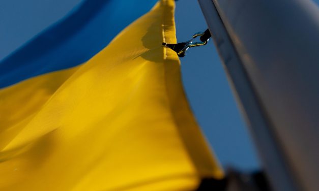 26% ziehen Merkel gegenüber Schröder als Friedensverhandler mit Russland vor